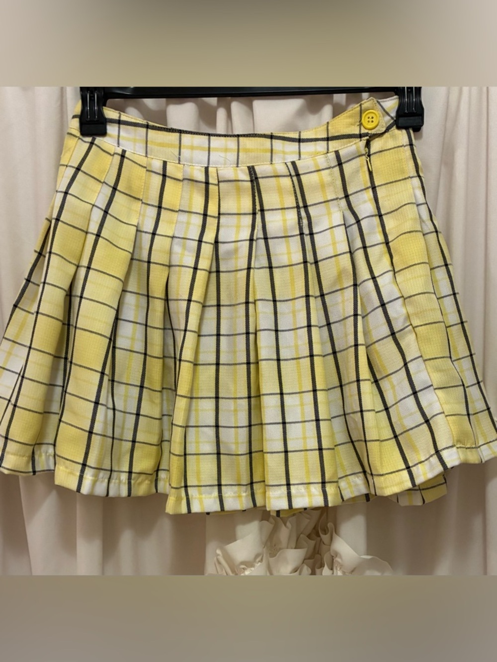 Faded Rose Yellow Plaid Pleated Skirt - Women's 🌼